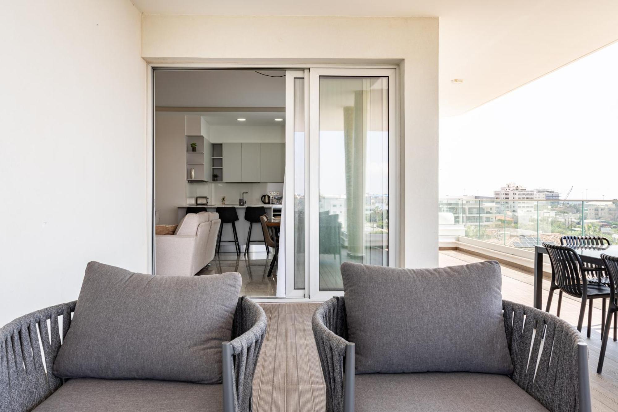 Yamas Urban Living Zakaki Pool Penthouses & Apartments Limisso Esterno foto