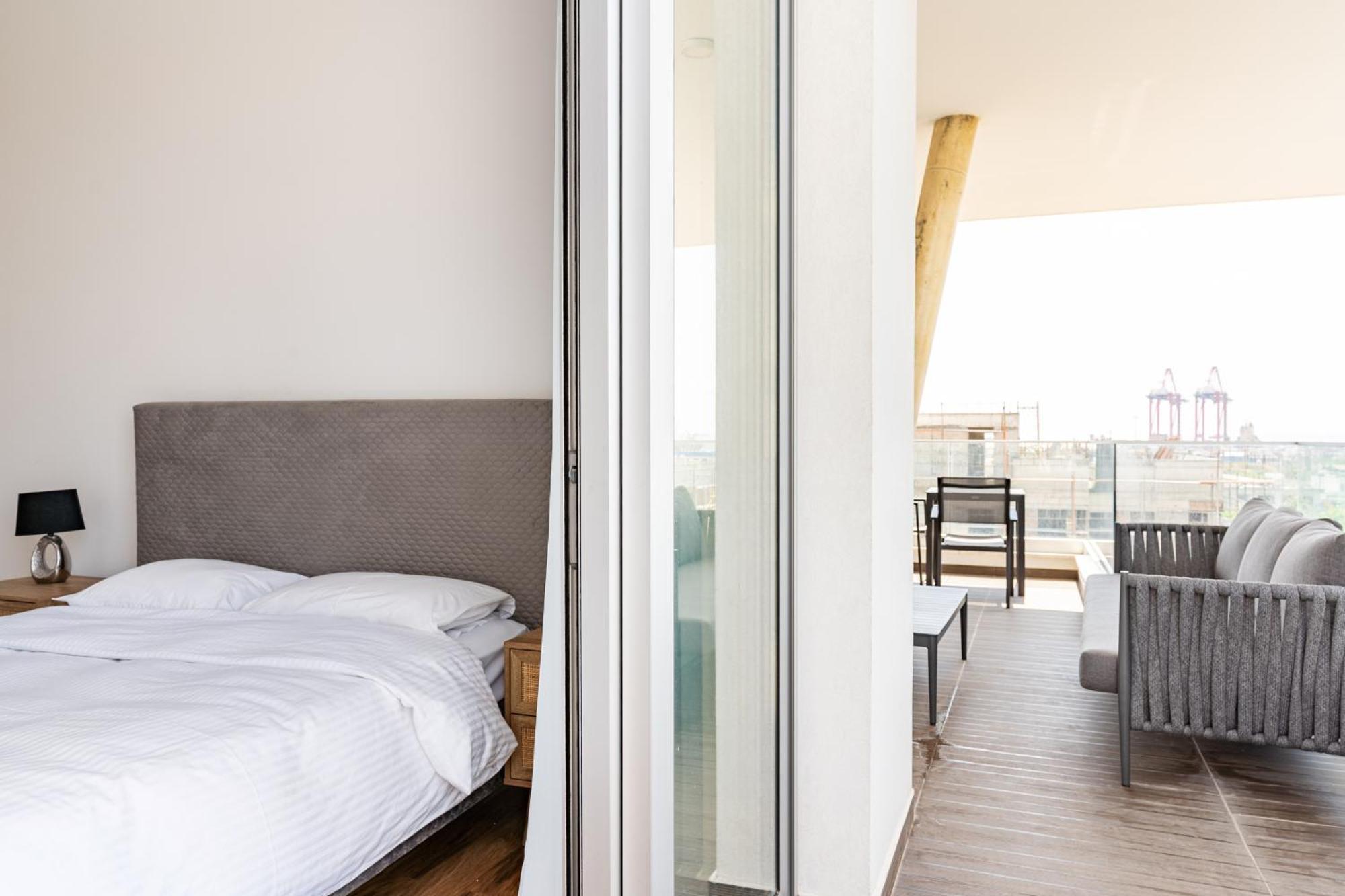 Yamas Urban Living Zakaki Pool Penthouses & Apartments Limisso Esterno foto