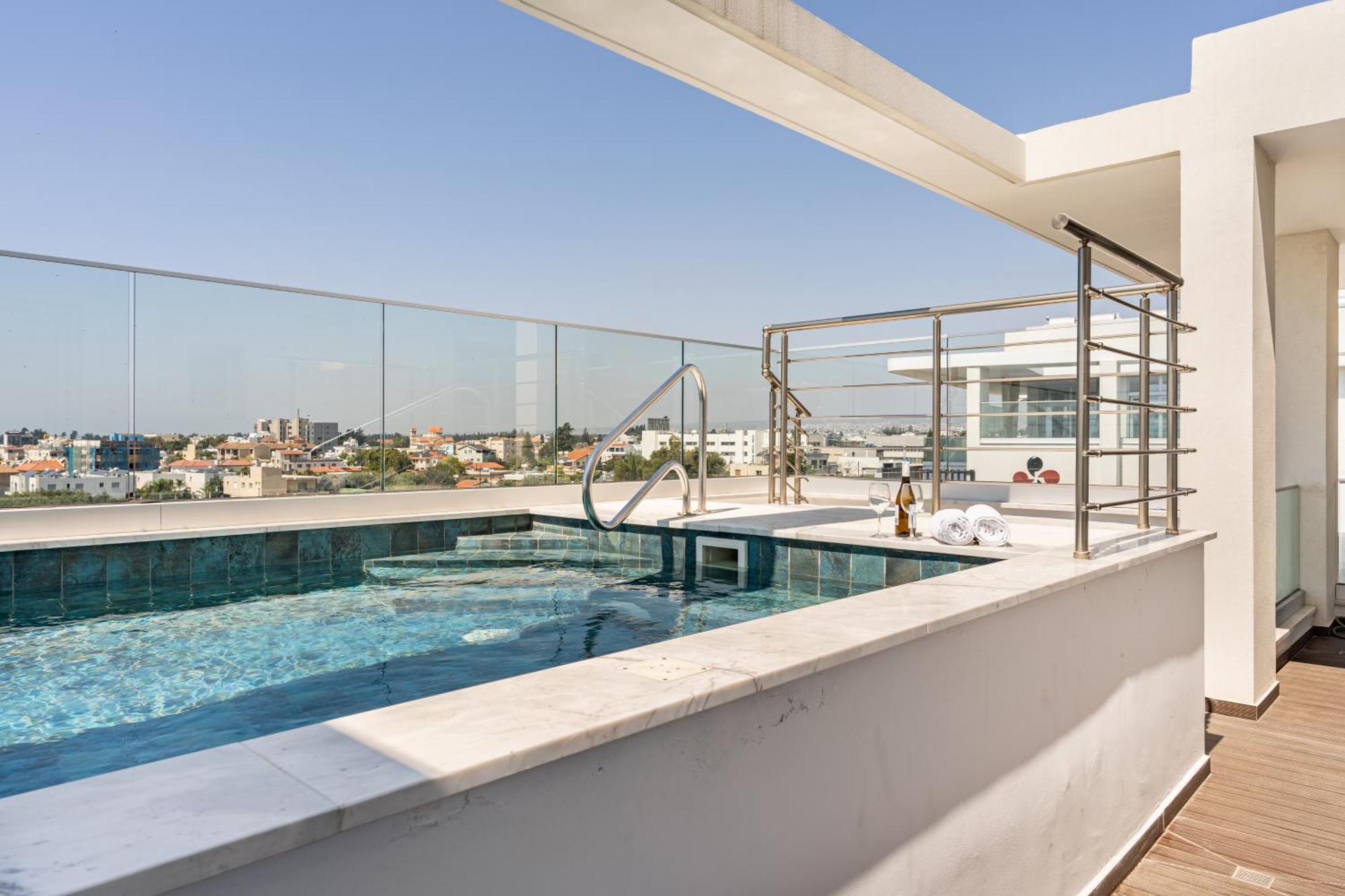 Yamas Urban Living Zakaki Pool Penthouses & Apartments Limisso Esterno foto
