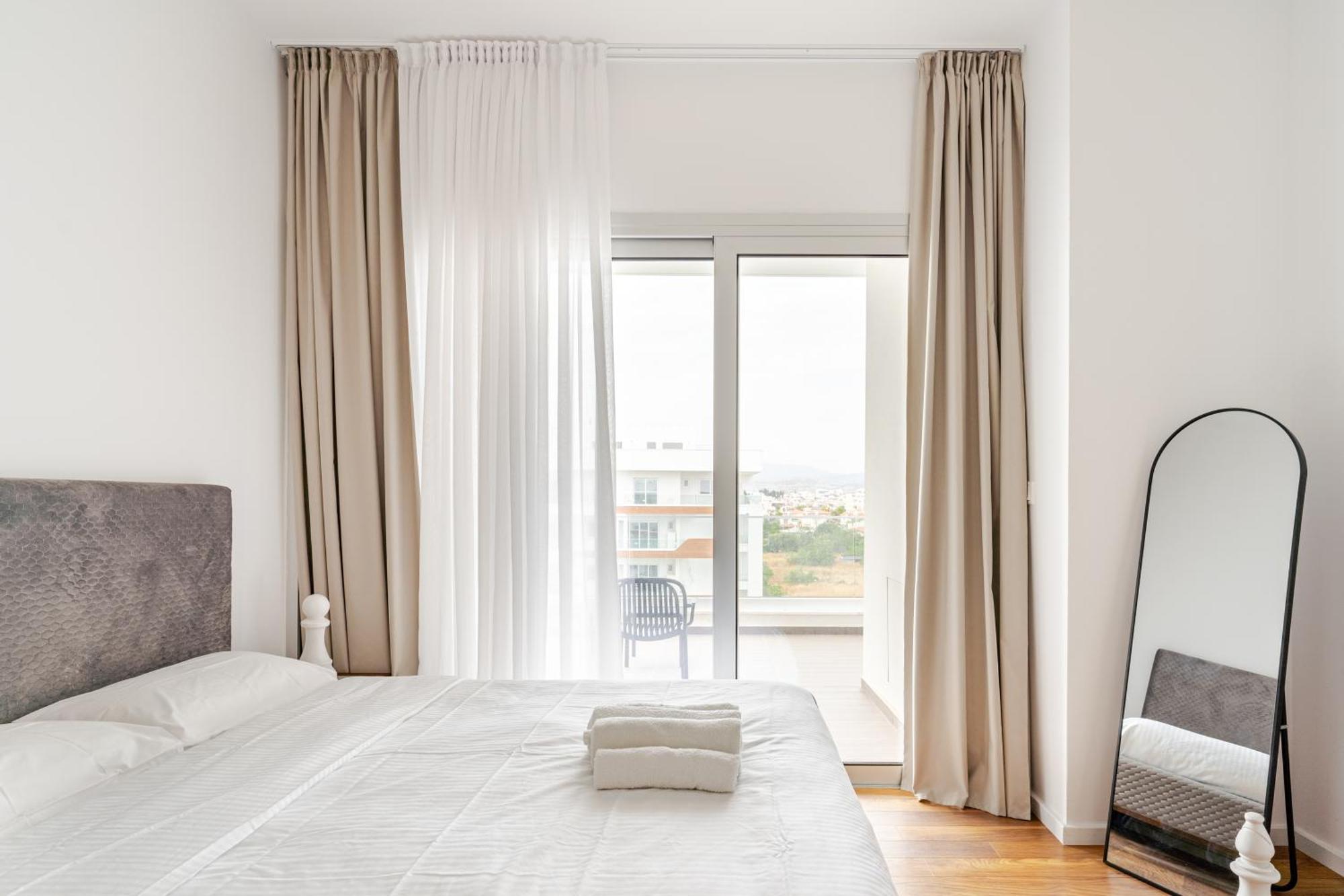 Yamas Urban Living Zakaki Pool Penthouses & Apartments Limisso Esterno foto