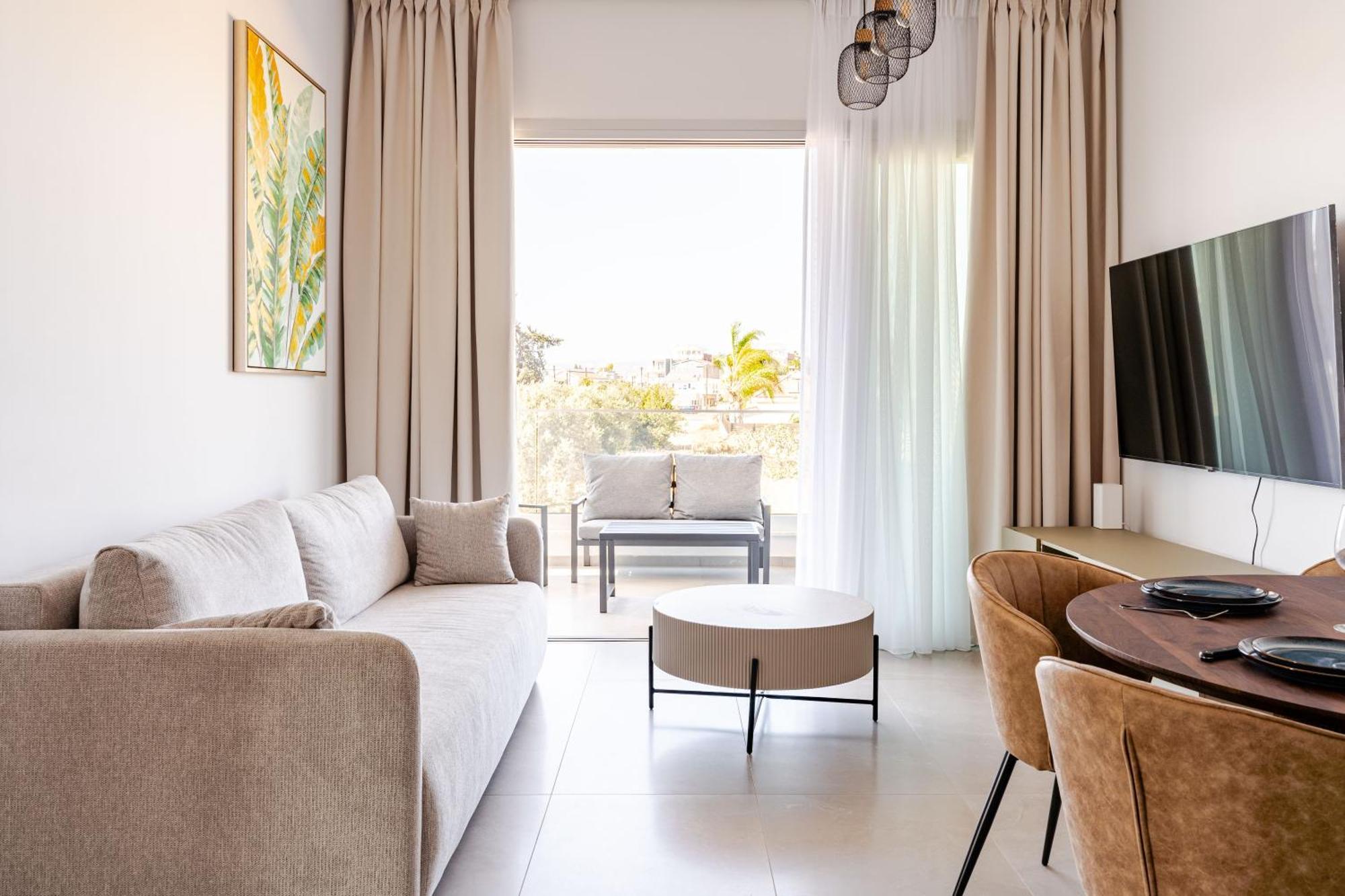Yamas Urban Living Zakaki Pool Penthouses & Apartments Limisso Esterno foto